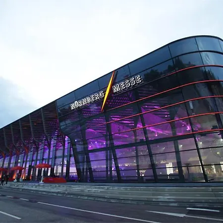 Am Hauptbahnhof N.4