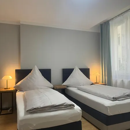 Am Hauptbahnhof N.4 * Nuremberg